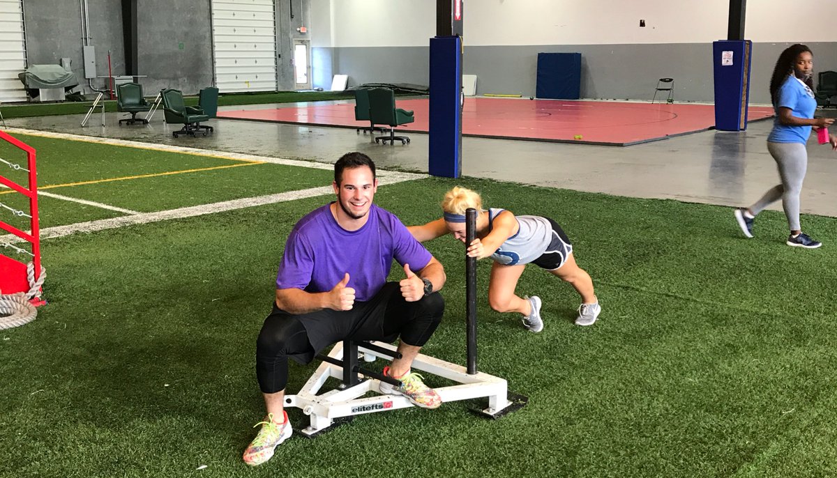 AlexisR_CC's tweet photo. Never say the sled isn't very heavy 🙃😂 so thankful for @Opengymindy 😍😍 https://t.co/eA0UIYLjFl