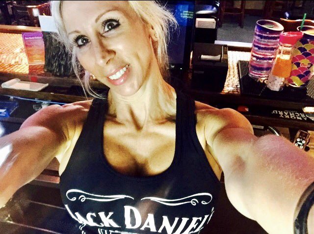 Selfie time https://t.co/cuUN0xBzz3