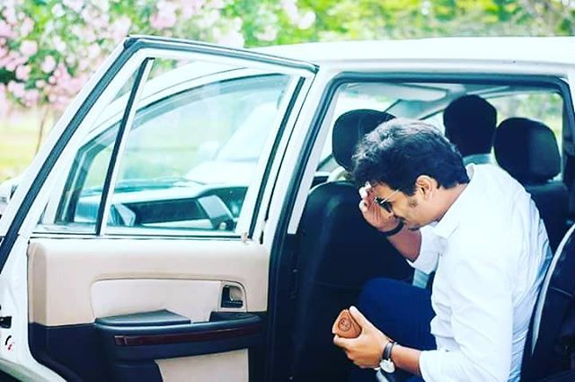 Follow your own path, Success will follow 😙😎🌺🌸👉👑 #instaquotes #jiiva #kollywood #tamilcinema #lovelife  @actorjiiva