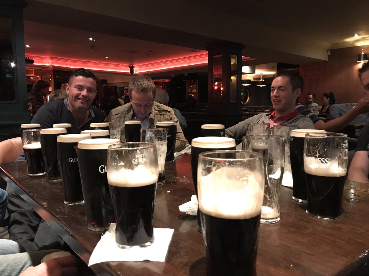 paddycomiskey's tweet photo. #guinness #guinnessnight #yumyum https://t.co/l0R5Ju28Jz