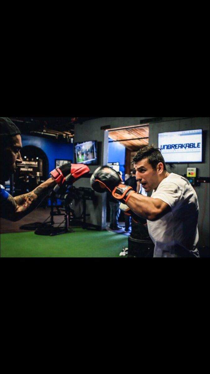 Milan Lucic tweet media