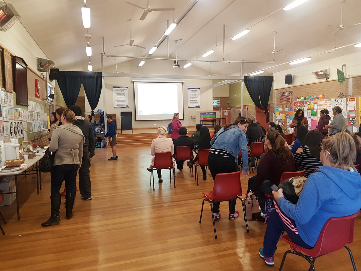 vickyleedale's tweet image. Great turn out for our #EdWeek17 open day @fairvaleps Great to see parents celebrating with us #publiceducation #ILearnWeLearn