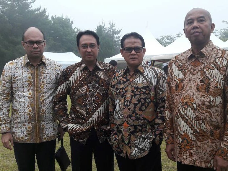 Romy Soekarno (@romyhrs) on Twitter photo 