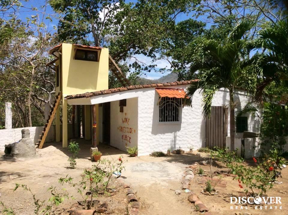 discoversjds's tweet photo. Amazing Business Opportunity To Either Use An Established Yoga Retreat Center Or Turn It Into An Airbnb Jungle Campground! U$ 125,000 https://t.co/vIbOnjVuES
