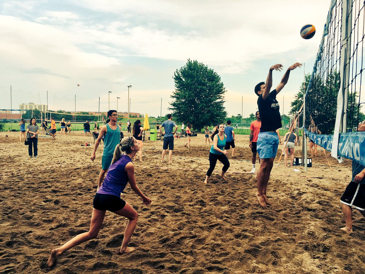 marchofdimescda's tweet photo. Dentons Ballers vs Dalton Diggers! Who's gonna win? #SFDToronto https://t.co/LphLWoa5YD