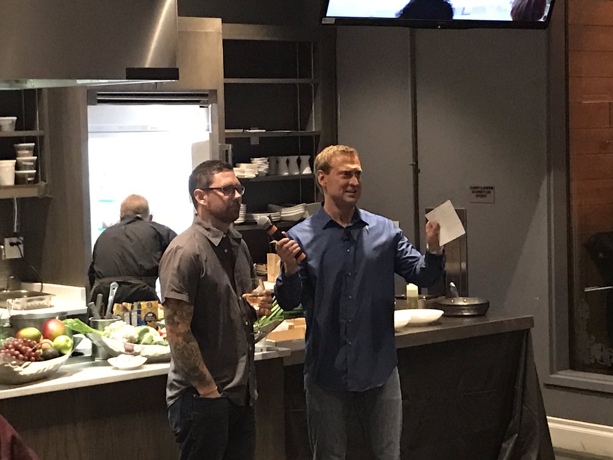 ChefRobReinsmth's tweet photo. Thank you to @tophermorrison for taking @noblecrust_wesleychapel @noblecrust at #epiccheftb !#epicureanhotel #cheflife #noblefood #giveback https://t.co/t6qsaE2G46