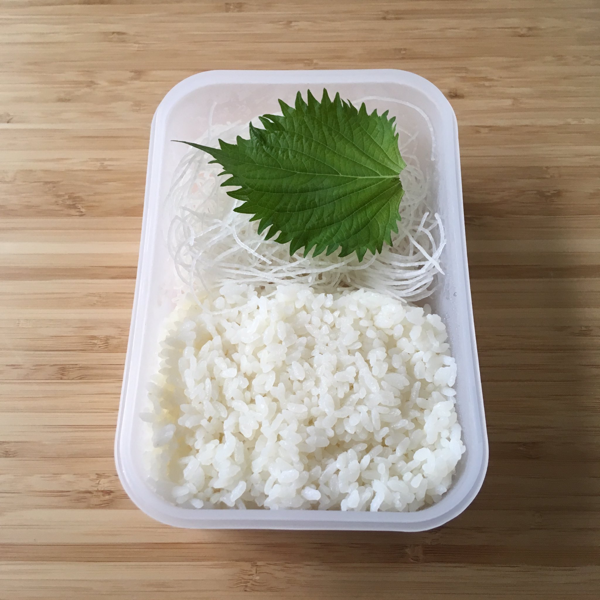 オソロシ子 旦那 今日のお弁当軽くでいい って言われたけど 軽くって何 こんなん 旦那弁当 ツマって美味しい T Co Izfojj1pqz Twitter