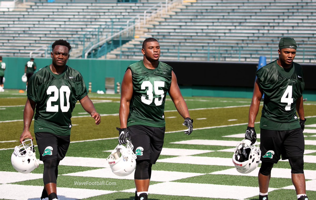 ScroogeDaddy's tweet photo. at #Tulane Football practice:
Them:  Where are these going to be posted?
Me: Twitter 
@GreenWaveFB https://t.co/VPDQkkggVW