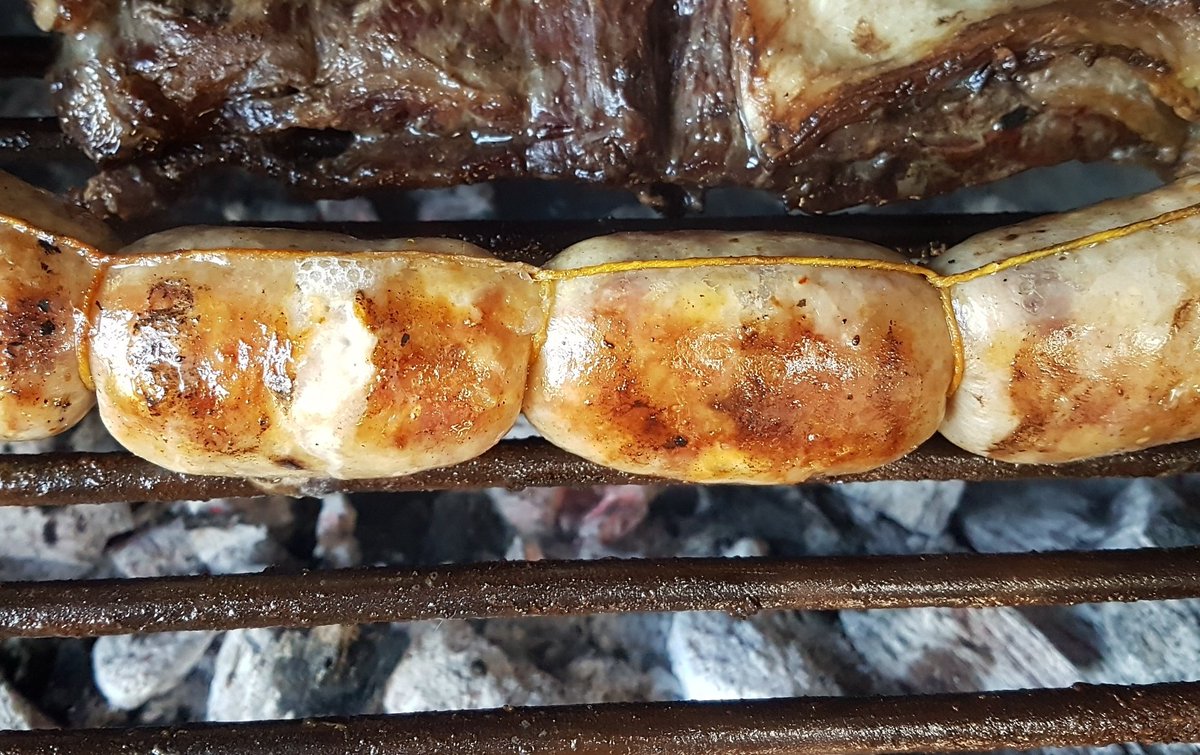 chefmartinrez's tweet photo. Homemade sausage #bbq #bbqlovers https://t.co/GCnkryUKX8