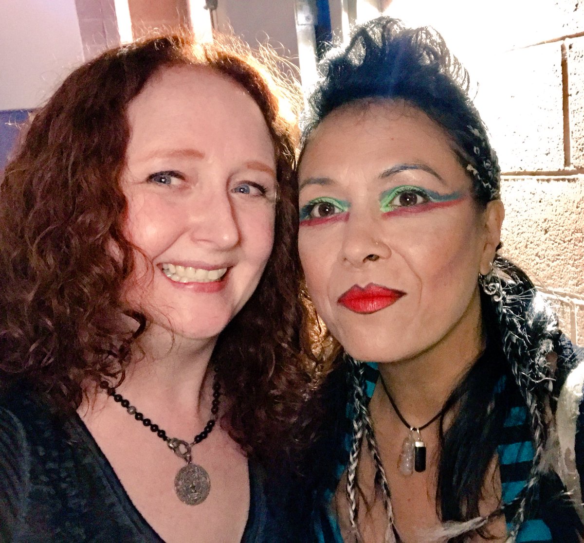 Annabella Lwin (AnnabellaLwin2) Twitter