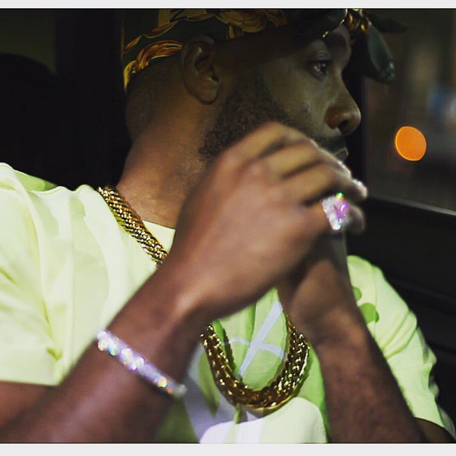 Tajmahalhiphop's tweet photo. Fuck Living Average Ep Coming soon.... #FLAEP https://t.co/QsFLAmLB2m