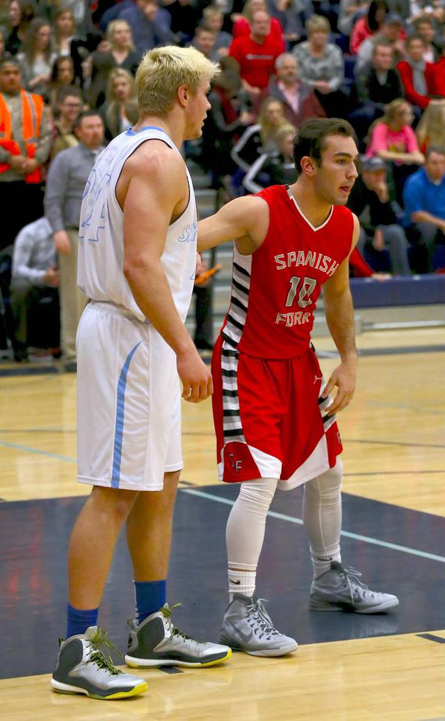 qbelite's tweet image. Don't think the timing of it will work, but I'd love to see the Ute's Jason Money &amp;amp; USC's Porter Gustin compete again like they did in HS