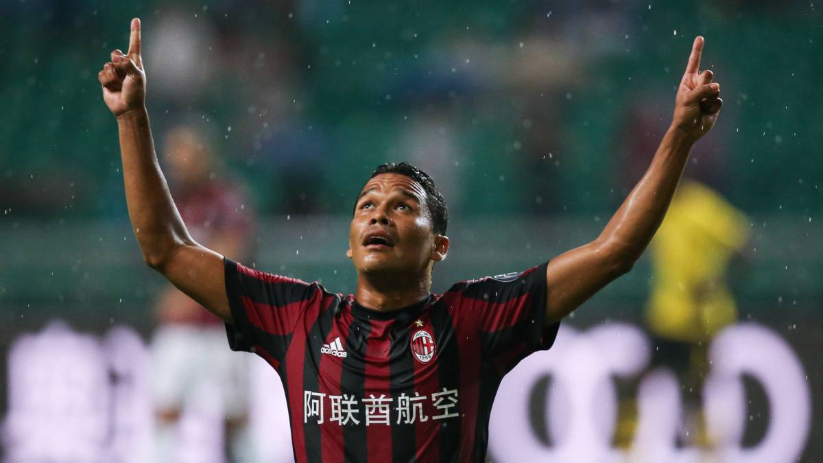 Goles_Colombia's tweet photo. Golazo de Bacca ante Dortmund en pretemporada: https://t.co/qoz3ibYOl2  #GolesCO #Bacca #Amistoso #Milan https://t.co/feTuqtRMZ7