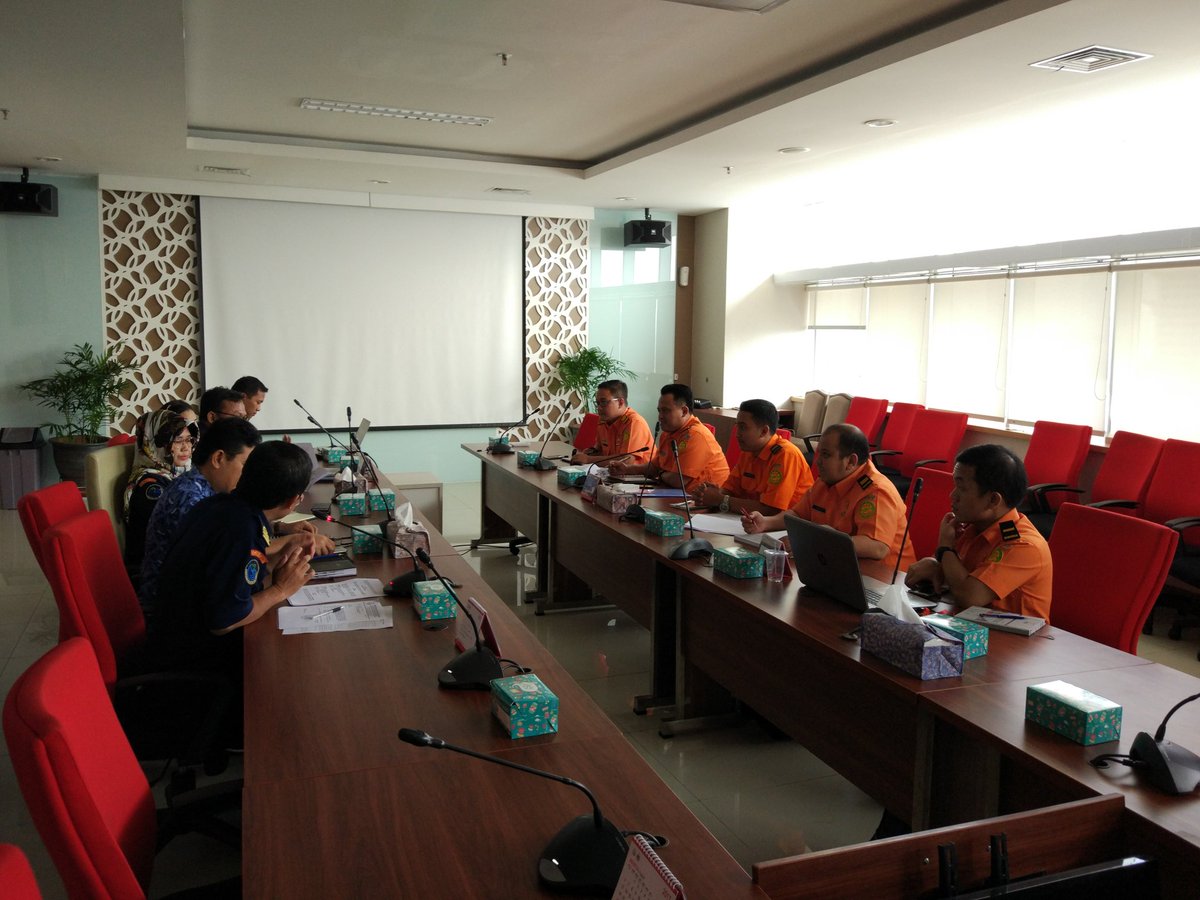 2..serta pengintegrasian sistem komunikasi dlm mendukung pnylngraan pencarian, prtlngn &amp; Pengawsan SDKP <a href="/kkpgoid/">KKP RI</a> <a href="/ekodjalmo/">Eko Djalmo Asmadi</a> <a href="/humas_basarnas/">Mky</a>