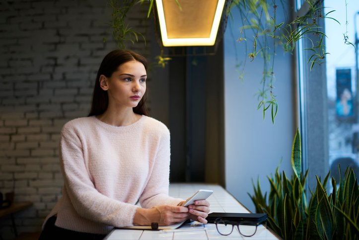 Small doses of #mindfulness help people feel and perform better in the workplace. <a href="/andyhafenbrack/">Andy Hafenbrack</a> knowledge.insead.edu/leadership-org…