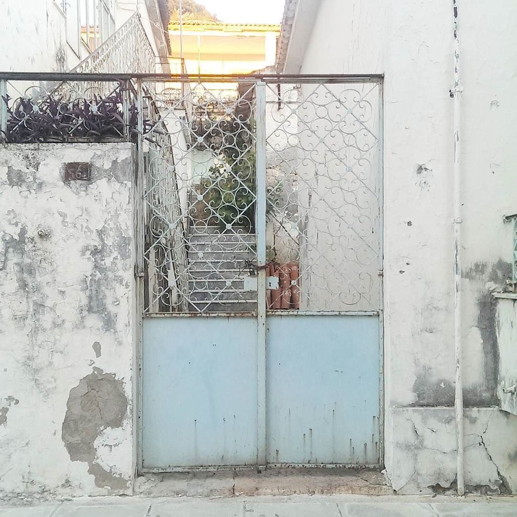 A vacation on a greek island is one of my favourite things to do at summer. They all have a really calming athmosp… ift.tt/2wgliOz