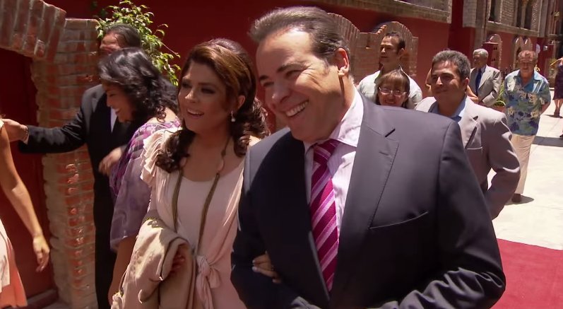 Fatima_Alee's tweet photo. #AbrázameMuyFuerte
#LaMadrastra
#TriunfoDelAmor
#LasAmazonas
#____________
#____________
¡Que vengan + proyectos! @victoriaruffo31 #CEvora https://t.co/94F1zyKivh