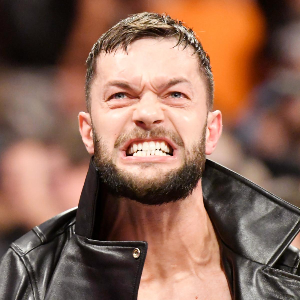 MoneShield's tweet photo. @FinnBalor #BalorClub #KingDemon #Raw https://t.co/glA1WIo3aK
