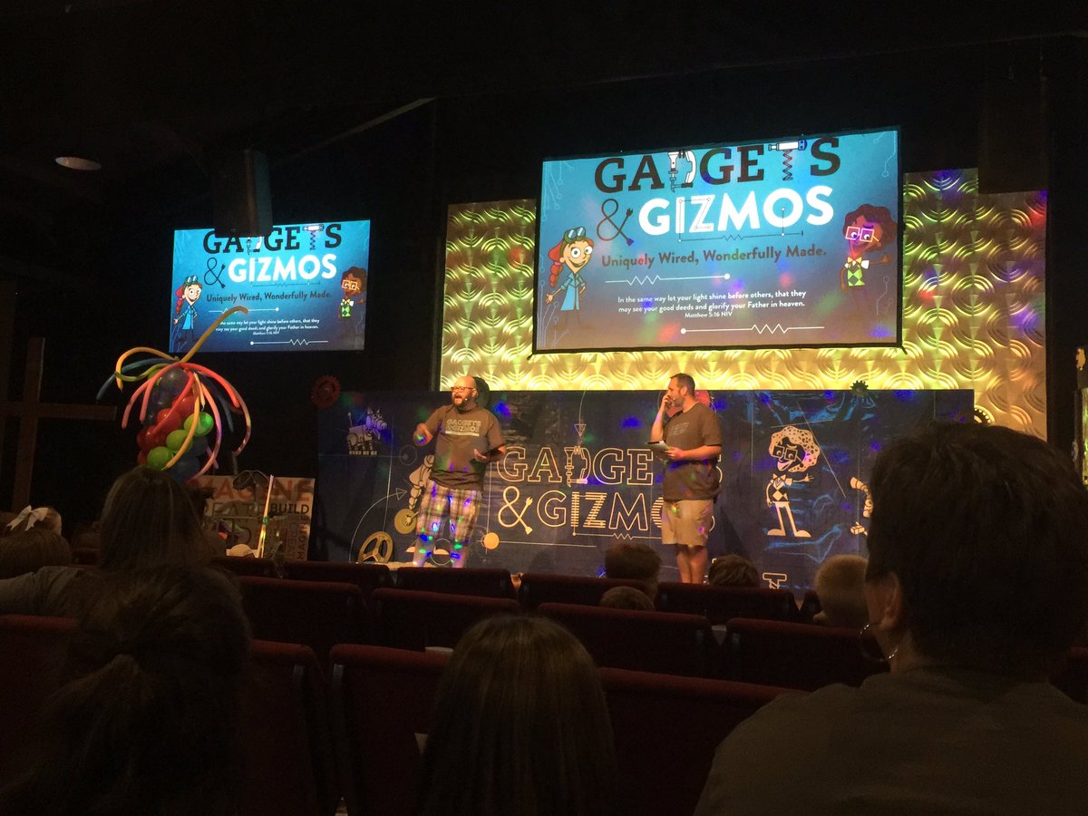 KBensonLES's tweet photo. Working with students (or having them help) at VBS fills your heart even more! #uniquelywired #wonderfullymade #fcffamily https://t.co/QoNgKgeY9W
