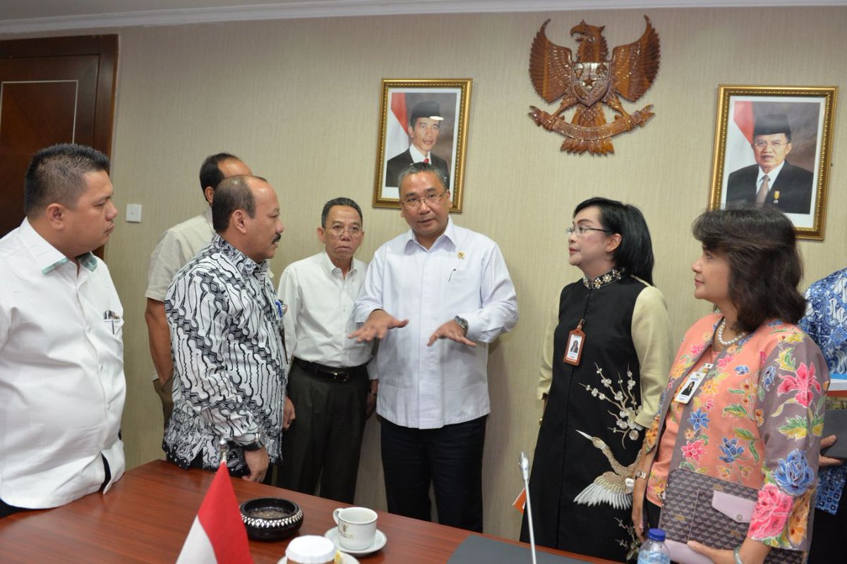 Hari ini, Mendes PDTT <a href="/EkoSandjojo/">Eko P. Sandjojo</a> pimpin rapat koordinasi dengan pengurus PT. Mitra BUMDes Nusantara di Kantor Kemendes PDTT, Jakarta (1/8)