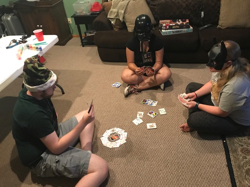 bbotts9797's tweet image. Team Turtletastic pre-hunt game night (No kale involved) #gishwhes #commandment4