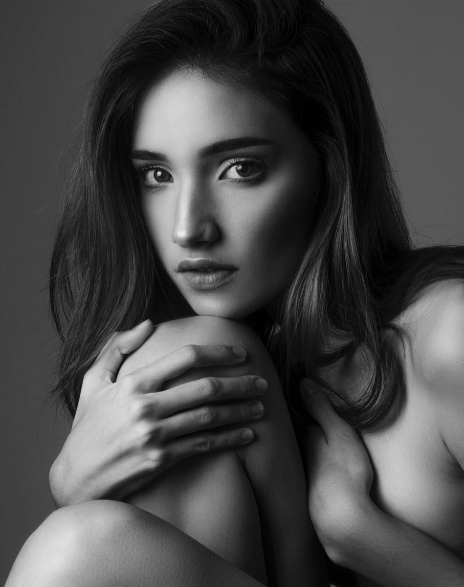 Mariam Obregón on X: Cuanto deseo hacer otra vez fotos así 💕  t.coeP6NMvGueR  X