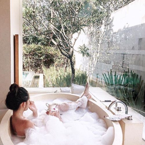 DatingAPP_'s tweet image. Dating with high-quality women customized for you on goo.gl/m2em6t 
100% free and secure.