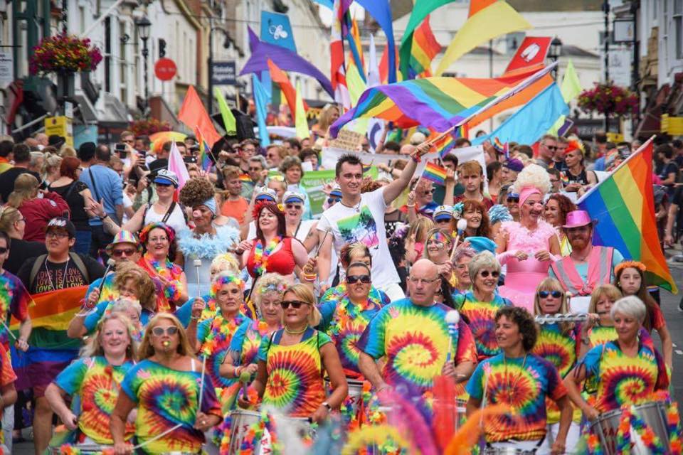 IsleOfWightFest's tweet photo. We LOVE this image from @IWPride 🏳️‍🌈 https://t.co/dOxKiADlH9