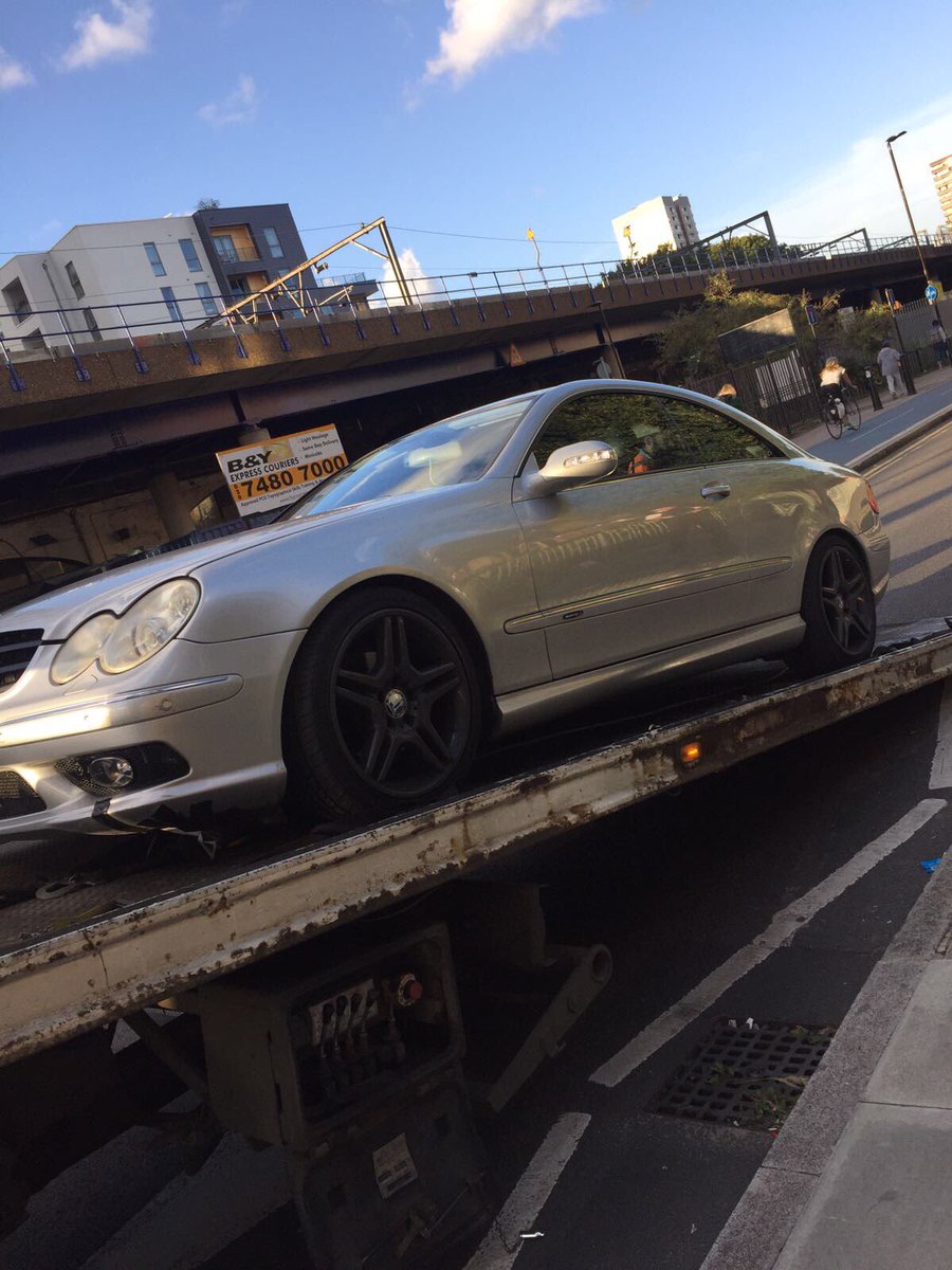 MPSTowerHam's tweet image. #MPSRTPC STT team 3 have today seized a Mercedes for no insurance #Totalpolicing 👍