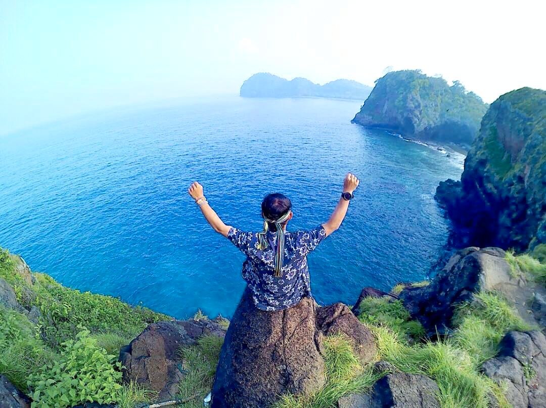 Horison_Cilegon's tweet photo. kalau ada trip gratis ke pulau sangiang kenapa harus bayar? 

cek syarat dan ketentuannya disini
https://t.co/xzq4OJLXuN https://t.co/RGrwB7KbDB