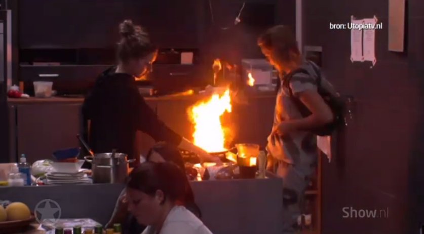 Utopiaan Romy krijgt de schrik van haar leven! VIDEO: bit.ly/2wh7LGp