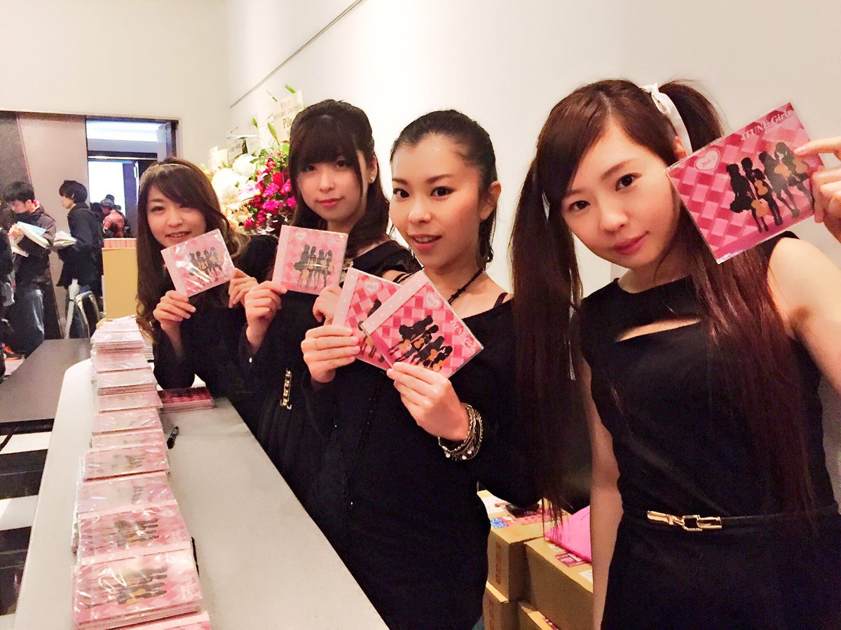 marineesalad's tweet photo. 【4GOライブ出演情報】
Girls power session vol.3

8/18（金）19時開演／六本木VaRiT
出演 KANAKO、都築かな、4GO、momoca／
前売 ¥3,000／当日 ¥3,500
予約はコチラ https://t.co/zrrjSlNL5h https://t.co/WG92PhIOWB