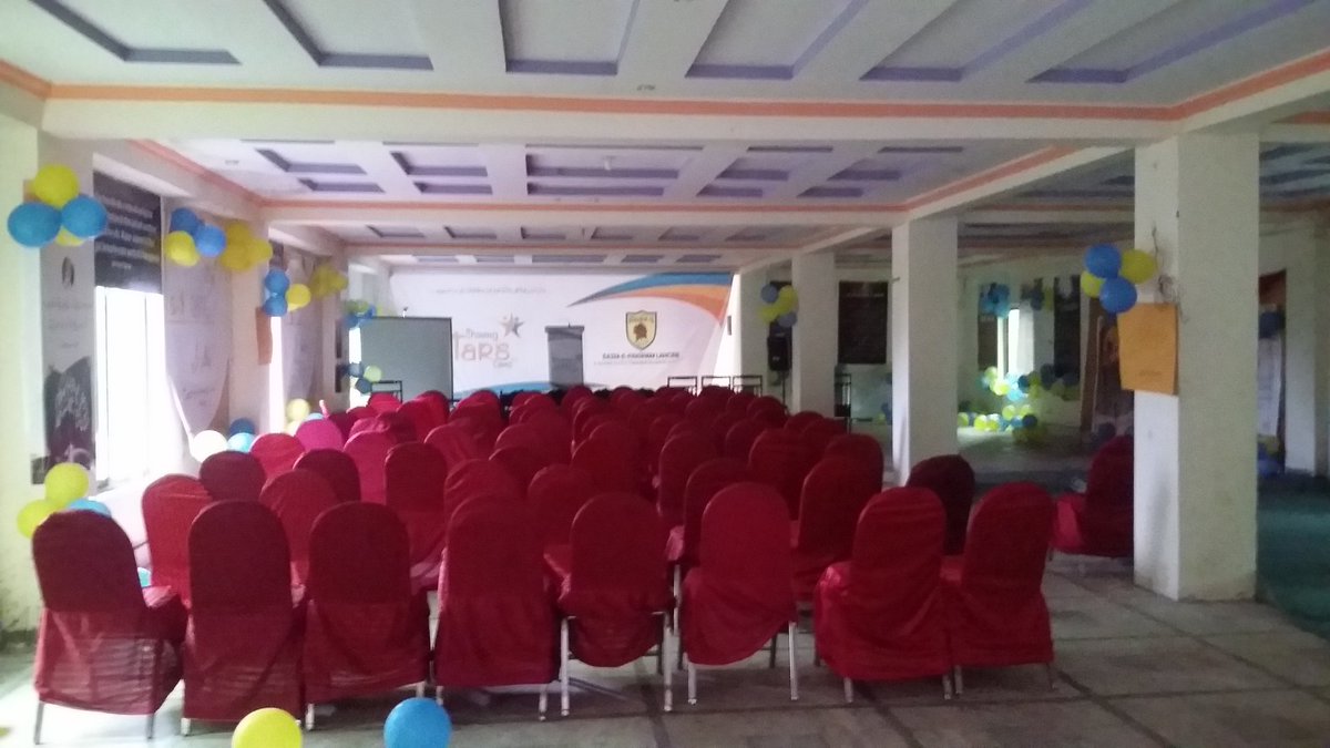 AlhafizIbrahim2's tweet photo. Stage is ready now
1st Day of Shining star camp 2k17
Theme of the day:Friendship
#Bazmlhr https://t.co/tYYpuqBAQZ