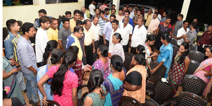 visrane's tweet photo. Excellent interaction and meetings in #Tiral ward today evening overwhelming response &amp; great support. https://t.co/JCKFRRad7H