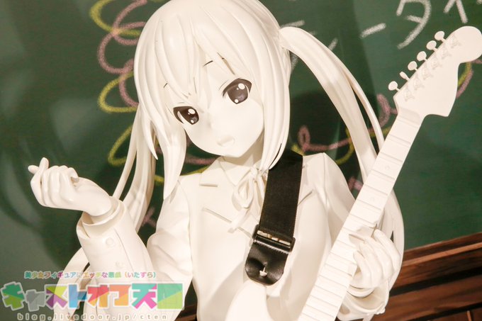 等身大フィギュアのtwitterイラスト検索結果 古い順