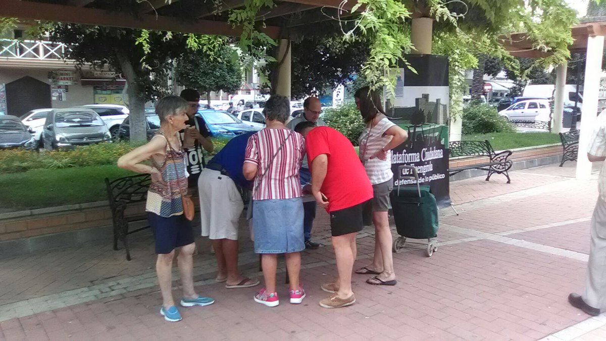 plataformafuen's tweet photo. Hoy 1 de Agosto, la Plataforma Ciudadana de #Fuengirola hemos estado en la Plaza de la Hispanidad. https://t.co/TA32Led0NB