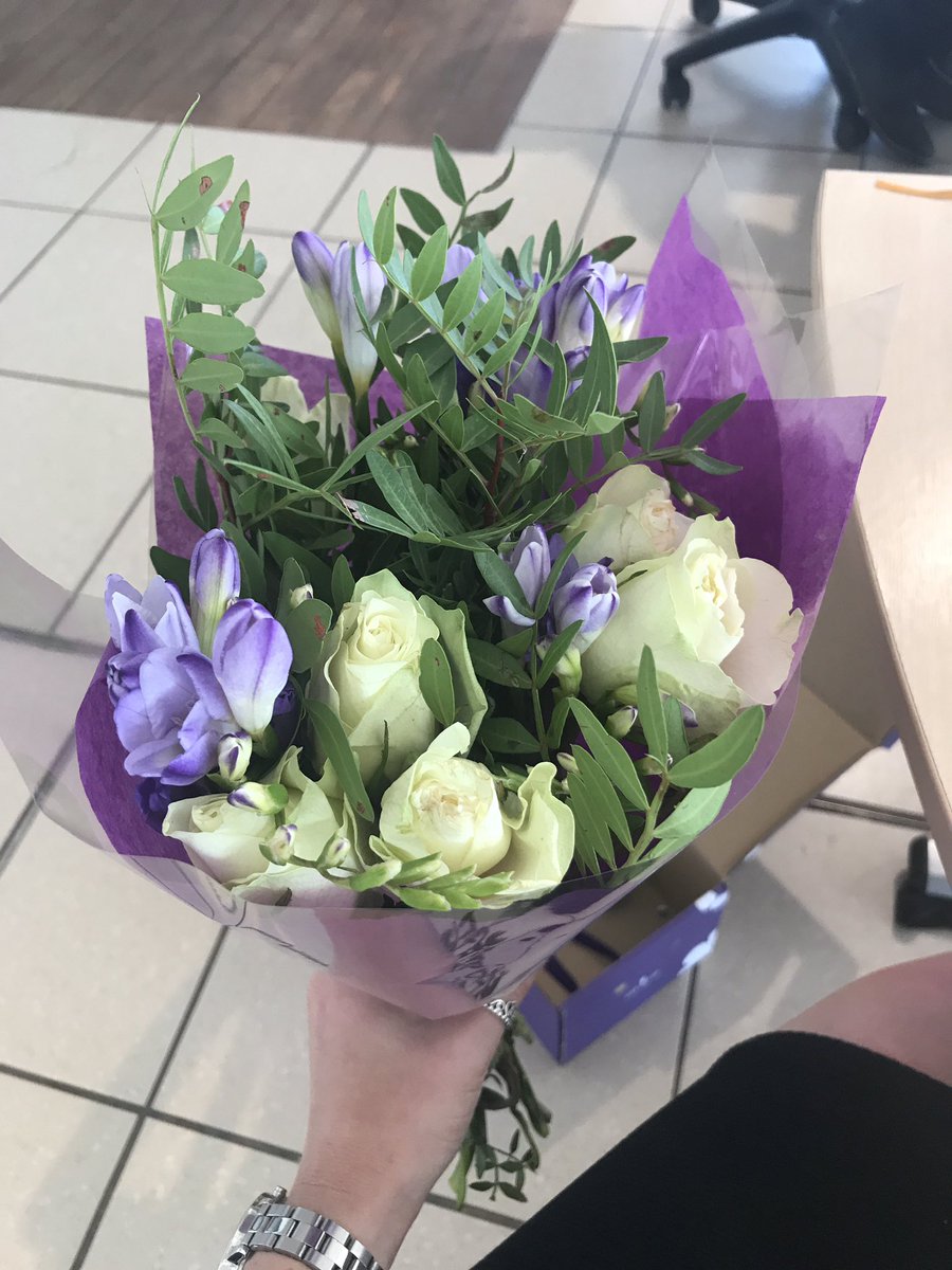 Very happy sales woman after being surprised with flowers by yet another happy Southampton Van Centre customer. Thank you very much!