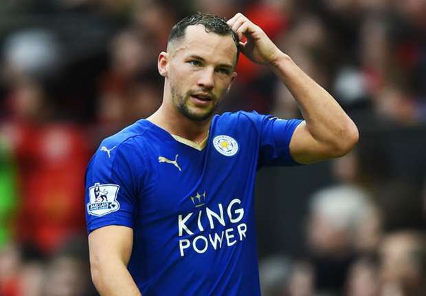 FootgossPrem's tweet photo. Reportedly @ChelseaFC want to add @LCFC midfielder Danny Drinkwater to their squad, #Rumour #APictureTells1000Words #CFC #LCFC https://t.co/xgEGOMwGl7