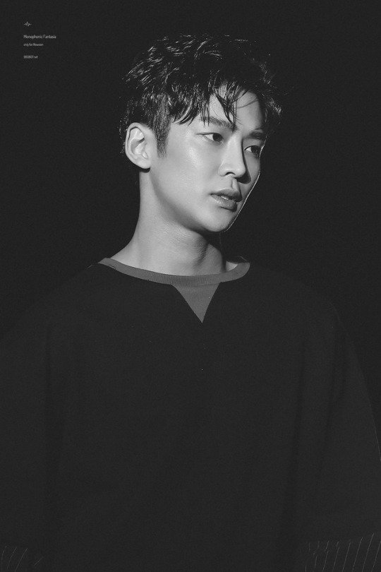 rowoon_archives's tweet photo. 170331 SF9 Rowoon
at Seoul Fashion Week
© monophonic fantasia https://t.co/CKUUbP9pzv