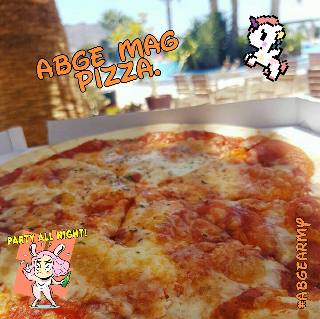 AbgesFanboy's tweet photo. @AbgegrieftHD mag glaub ich Pizza 😂
Ich mag auch Pizza, vor allem Schokopizza 🙌
🍕 + 🍫 = Schokopizza 
#Abgearmy https://t.co/YGyMMPrlvD