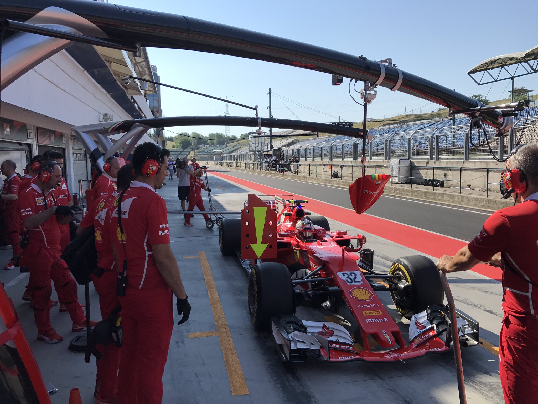 DGIHGZaXcAA4xbd?format=jpg&name=large