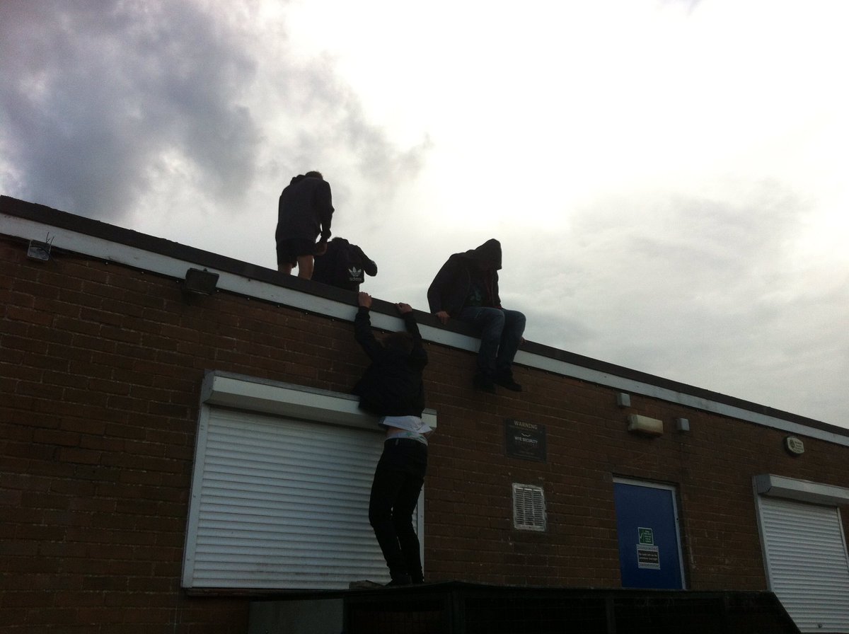 rosssportsclub's tweet photo. And here's a few more community heroes who were inspecting our roof, names please so we can correspond https://t.co/yoJMt864RK