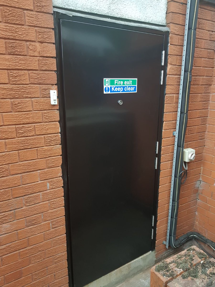 BandWWindowCo's tweet photo. More @BradburyGroup high security doors fitted around the country #theblackandwhitewindowco #teamwork #highsecurity #fireexitdoors https://t.co/ff9BHL0DRs