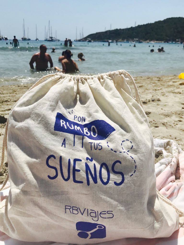 rbviajes's tweet photo. De Nueva York a Ibiza. Ponemos rumbo a tus sueños https://t.co/qIaIJ3HHmI