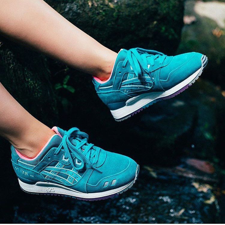 BigEyesLilSoles's tweet photo. π³π³π³
π @yanildn π· @vickygrout
Thanks for the kicks @asicseurope
#TBT #bigeyeslittlesoles #asics #vickygrout https://t.co/sOFNxn2S8R