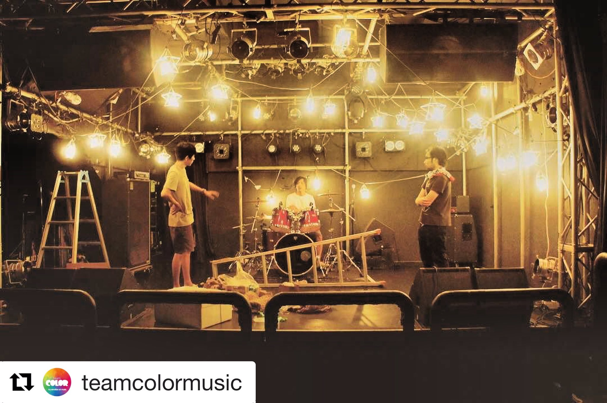 Teamcolor Teamcolor活動記 ライブハウスを手作りで照明飾り付けしてみました 8月19日はこの照明でバンドさんに演奏してもらう予定です 良い雰囲気でオリジナル空間になると思います ぜひ遊びに来てください Teamcolor Teamcolor活動記 ライブハウスを手作りで照明飾り付けしてみました 8月19日はこの照明でバンドさんに演奏してもらう予定です 良い雰囲気でオリジナル空間になると思います ぜひ遊びに来てください