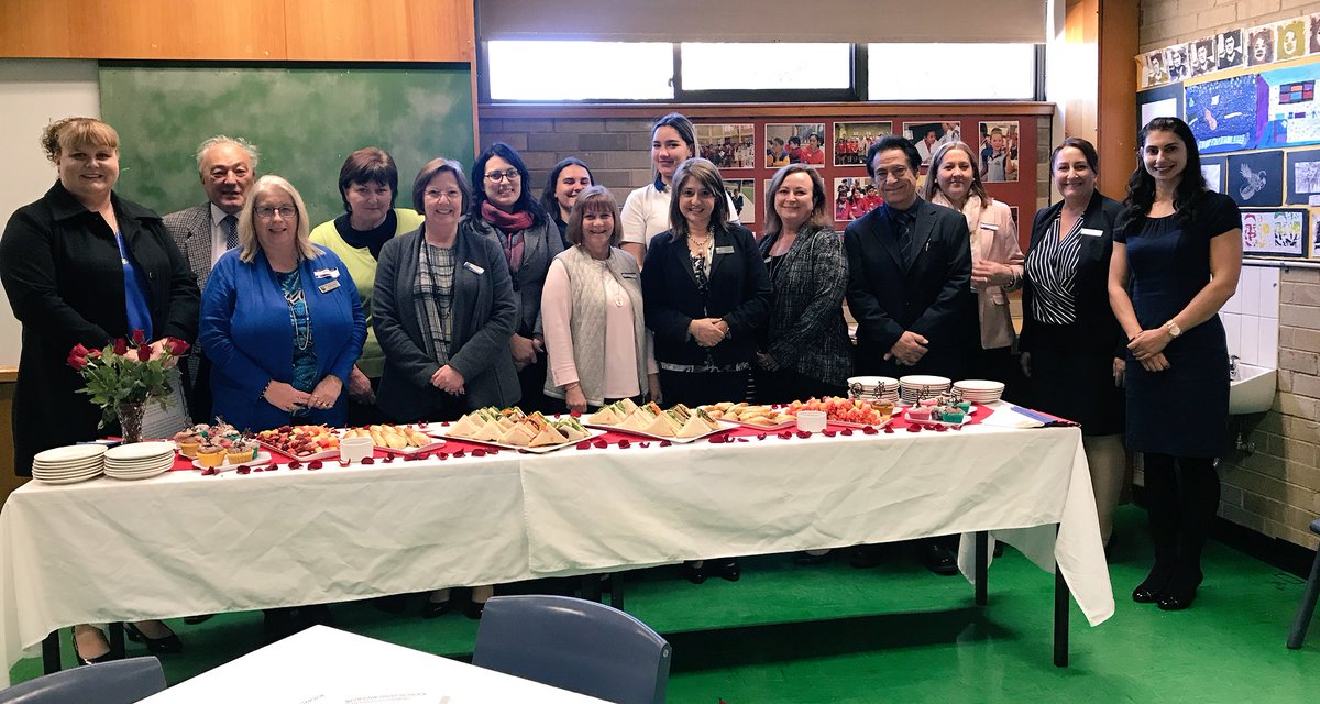 Wade2Nicole's tweet image. Enjoying the company of wonderful colleagues from Campbelltown schools at #CAC2017 #EDWeek17 @k_rigas @bartonmd70 @Anna75732855 @fimckinnon