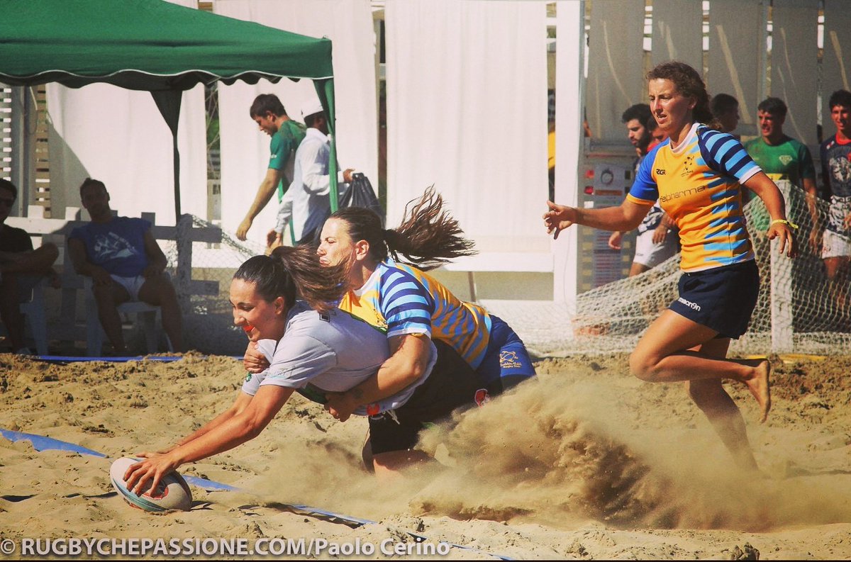 Jess_silvi's tweet photo. #masterfinalebeachrugby #Terracina2017 #spavalderugbyteam #Rugby #rugbygirl #rugbychepassione https://t.co/R3LzG1NKdw