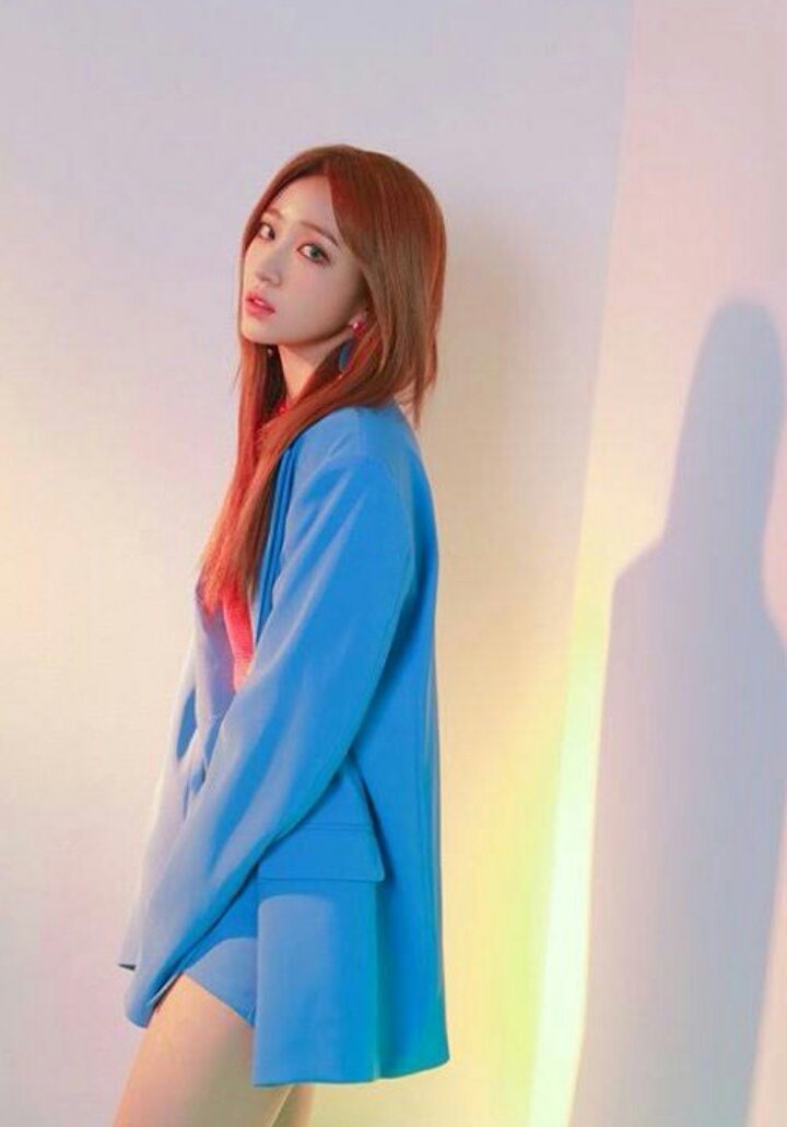 OTTOWNGLOBAL's tweet photo. Name: Hani • @OTEntHani 
Group: EXID
Position: Lead Vocalist, Visual of the group https://t.co/9UWjSm8pLa