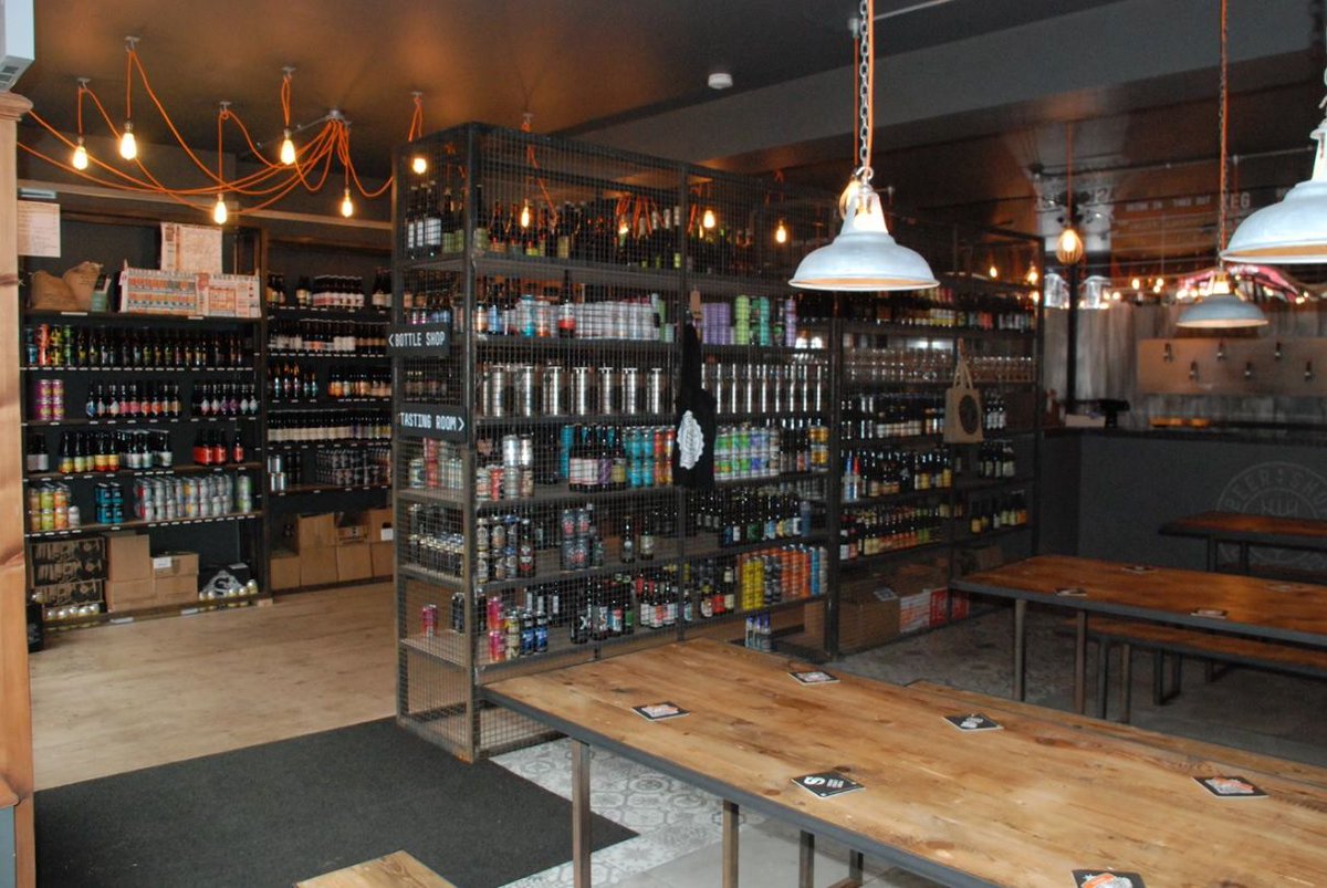 If you can't find a good #craft at your local, here are five of the best craft shops to buy your #beer in the UK. buff.ly/2ueA4E6